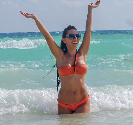 Neslihan Ozturk model hot img