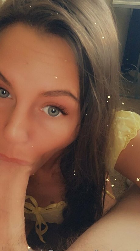 laylanoel hot actress image