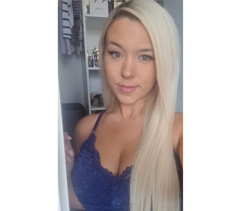 KimJade999 pornstar sex pictures