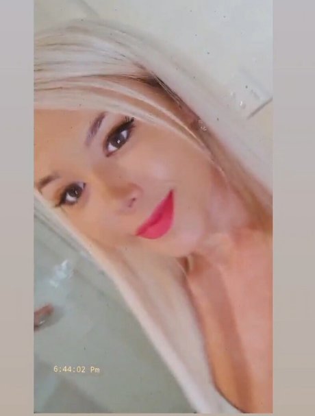 KimJade999 nude star pic