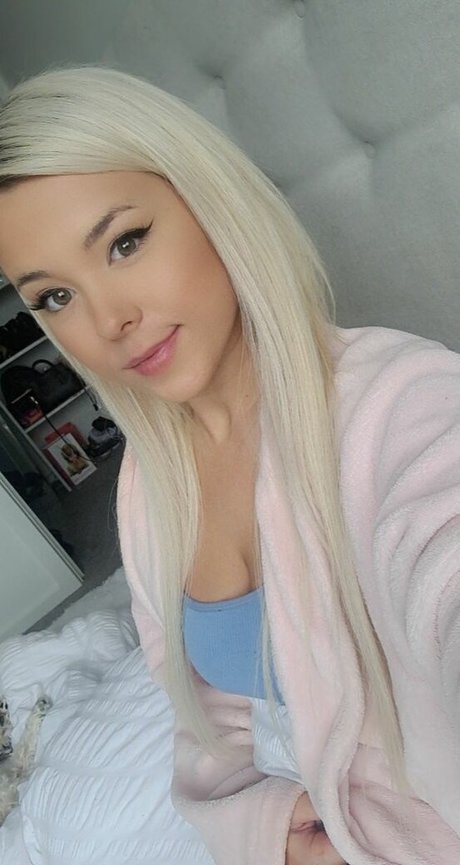 KimJade999 art pornstar images