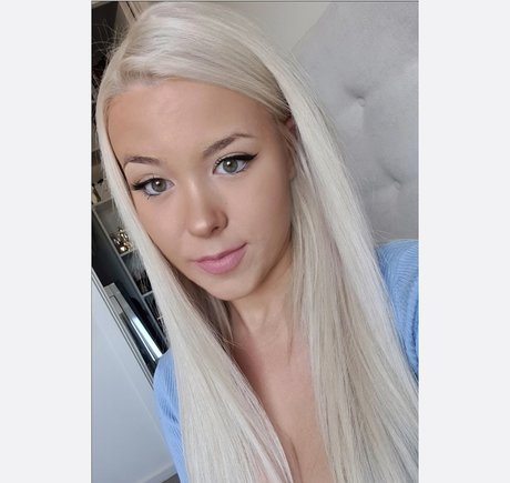 KimJade999 xxx pornstar picture