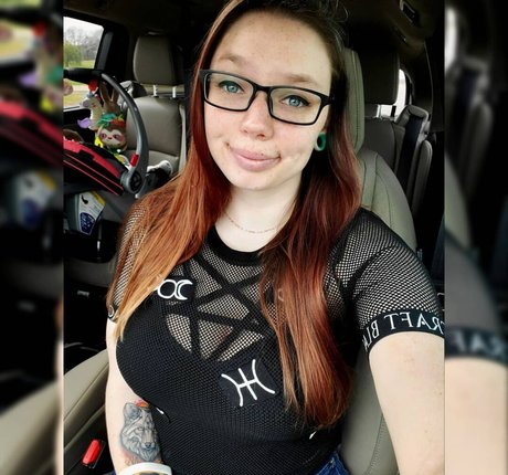 Gabby Swears nice actress photos