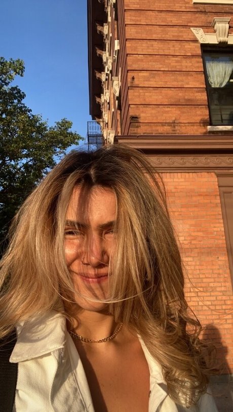 Ripemango model top gallery