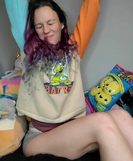 xo emmarose naked pornstar pictures