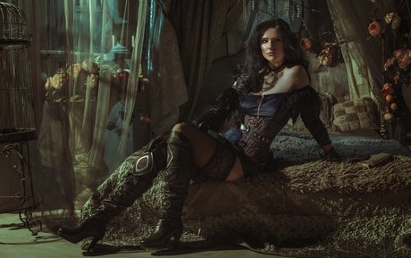 Miroslava Ladovir xxx pornstar image