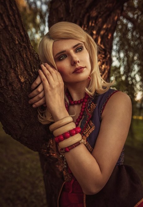 Miroslava Ladovir art star picture