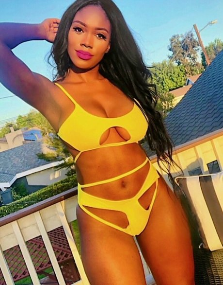 Angela Henderson pornstar high quality pic