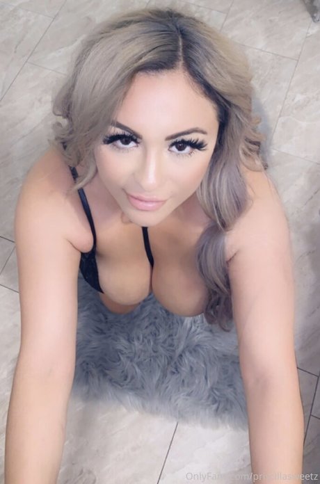 PriscillaSweetz model beautiful pics