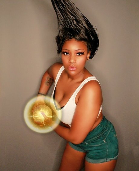 CharanneLove nudes model archive