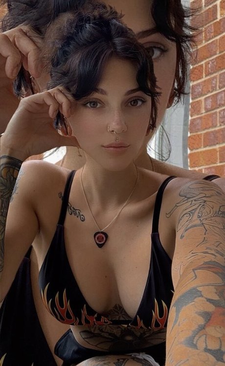 Gigisleek star pretty image