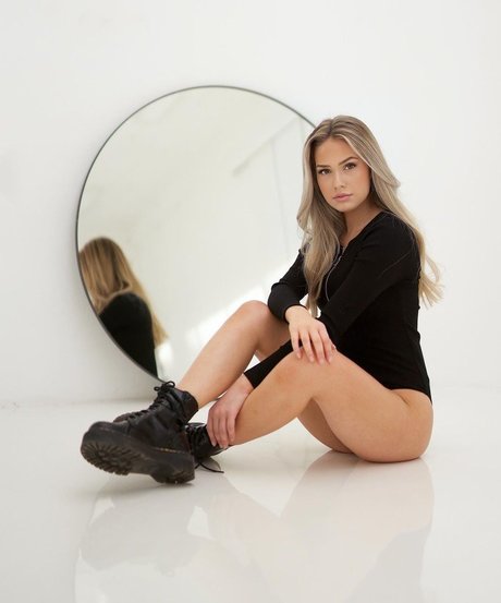 lifewithaliina pornstar nudes photos