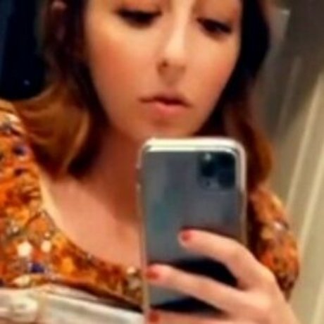 Its Hey Babe sex model pic