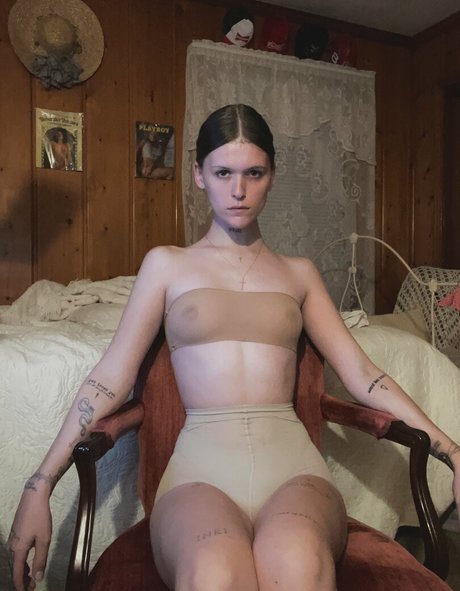 Ethel Cain star hot pictures