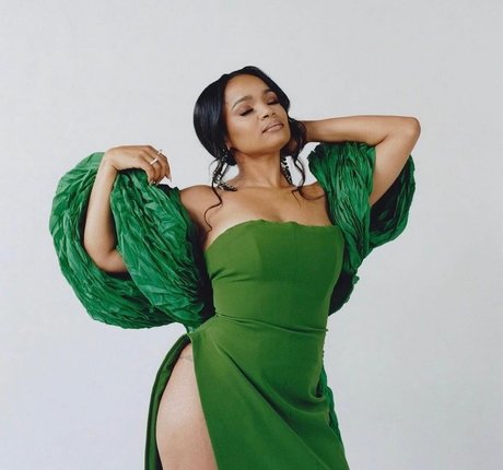 Kyla Pratt star beautiful pics