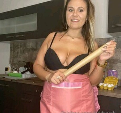 maidsarah pornstar nude galleries