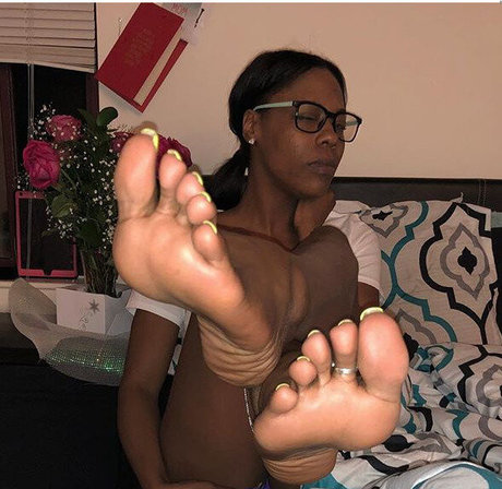 The Melanin Obsession top star img