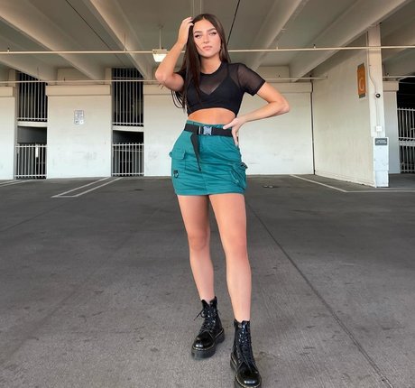 Savanah Moss pornstar xxx image