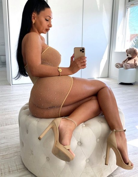 Sabina Santl nudes star galleries