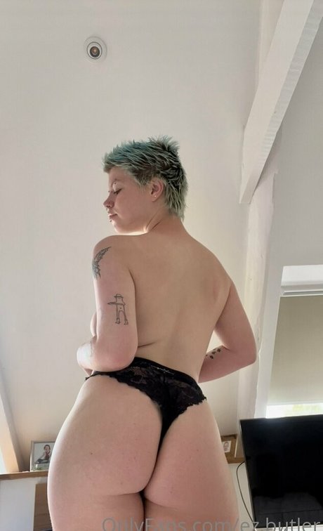 Ezra Butler pornstar top image