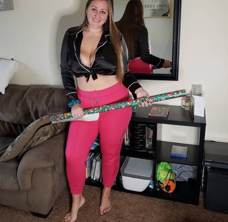 Caityy Cakesss pornstar naked images