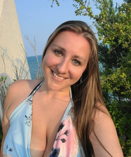 Caityy Cakesss star hot galleries