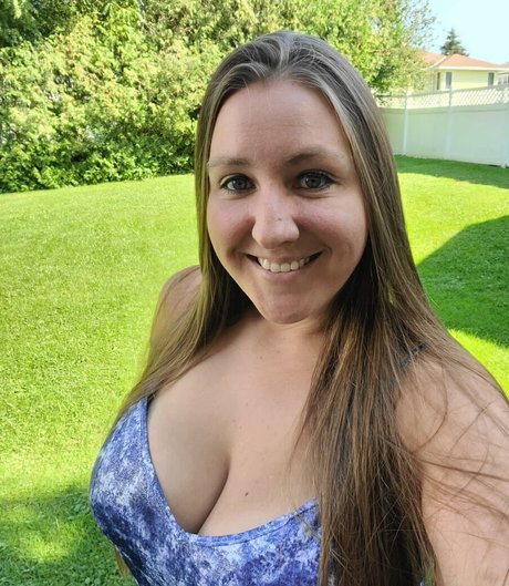 Caityy Cakesss xxx pornstar pics