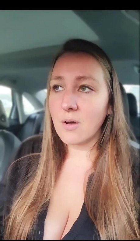 Caityy Cakesss pornstar xxx pic