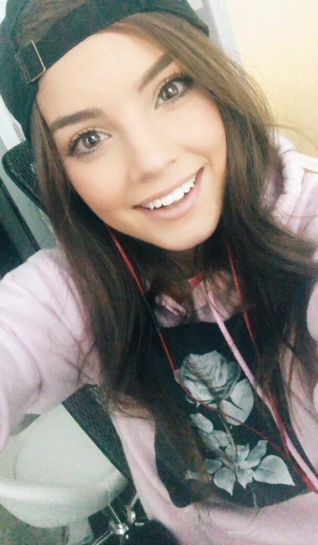 Gingy Gingerliness model nudes galleries