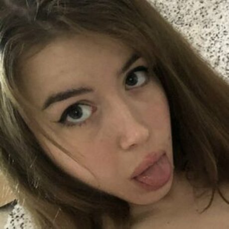 Luna Loovee sex actress gallery