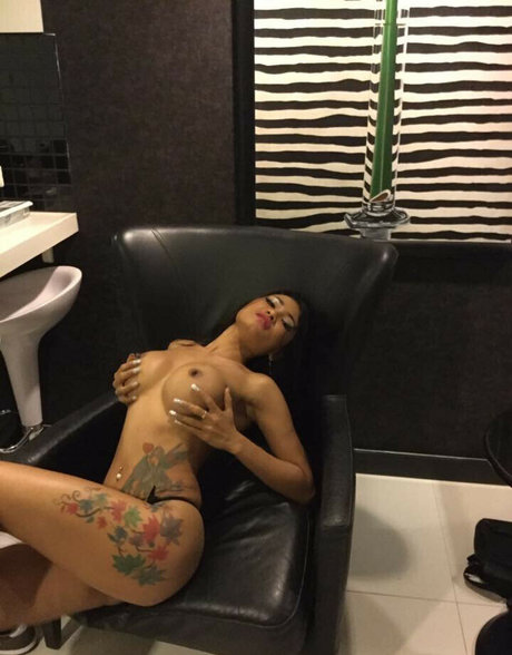 Nanlisa Xxx model porn images