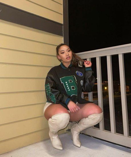 Kimberly Nguyen star nude photo