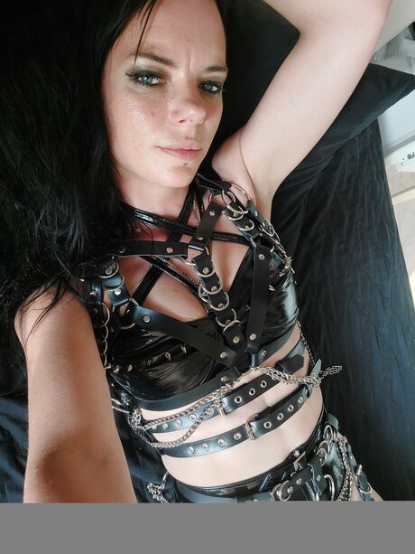 Lady Denight model sex pictures