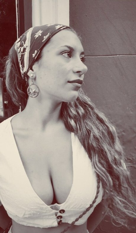 Bianca Novelli xxx pornstar picture