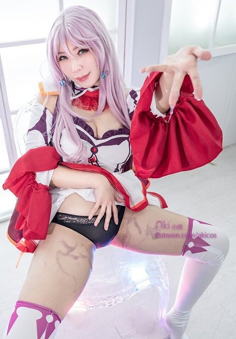 Akicoser model pornographic photos