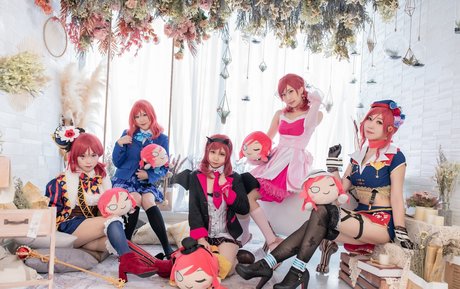 Akicoser erotic star pictures