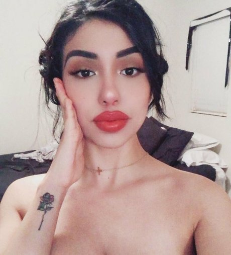 Alexandra Nicole pornstar exclusive photo