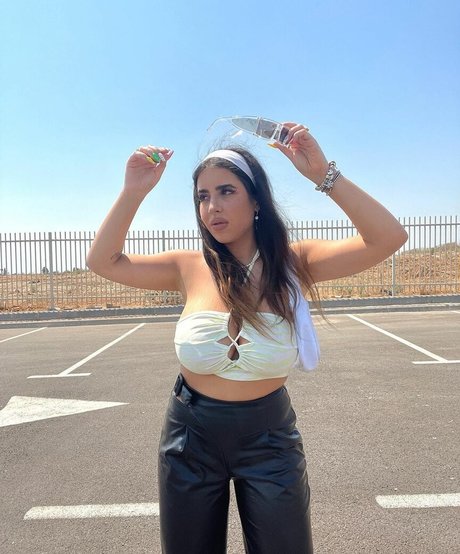 Almog Bismuth hd model images