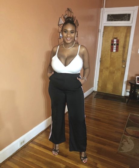 Suly pornstar sex pic