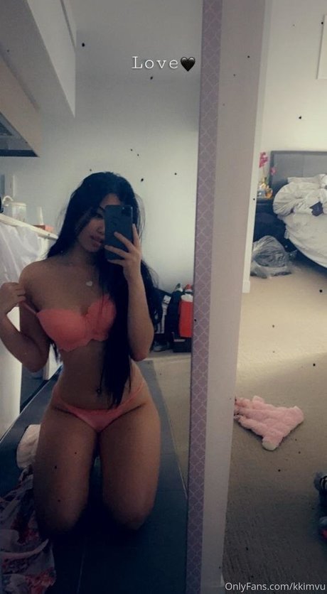 kkimvu naked model pics