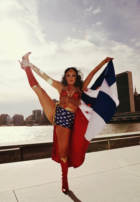 PussNYC nude model galleries