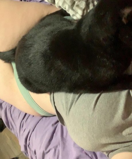 yours___truly___sav1 model nudes photos