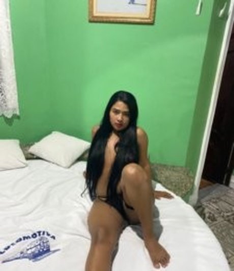 Luely Lima pretty star image