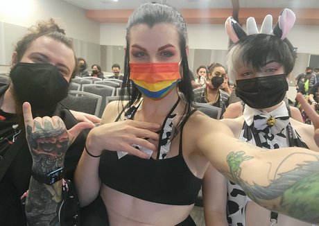 Echo Olsson free model pics