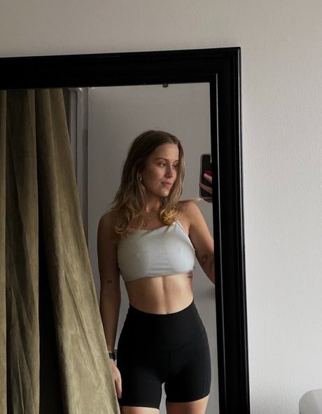 Madisun Sullivan free model img