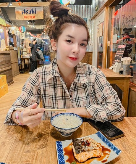 Wanvisa Yodprasart nude star gallery