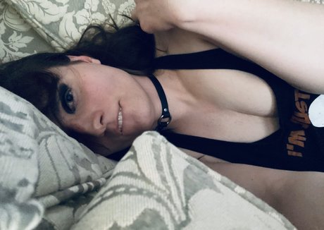 Ava Shade model hd pic