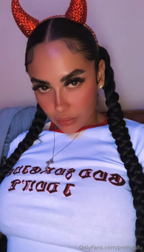 Prettylillu star free galleries