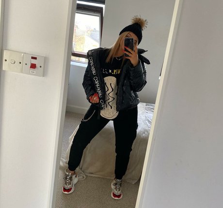 Eleanor Evans pornstar perfect pic