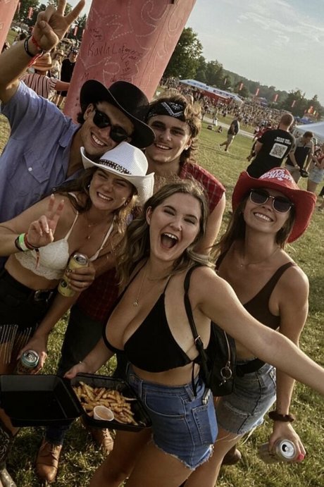 Paige F pornstar erotic archive